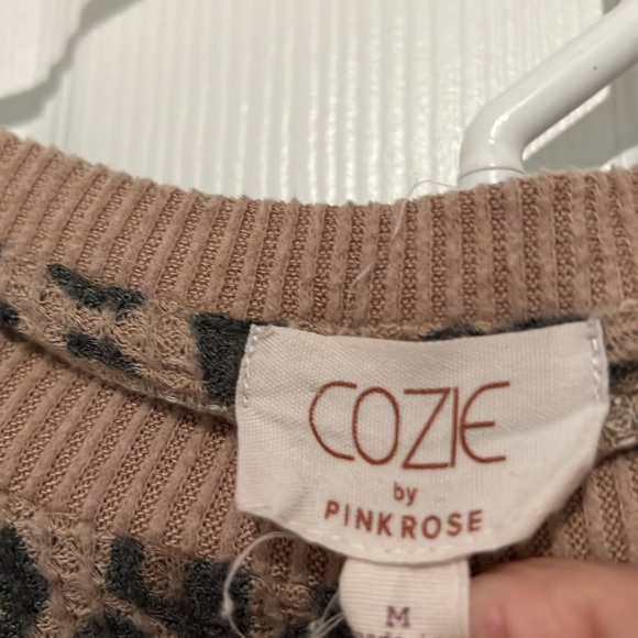 Cozie by Pink Rose women’s animal print pajama set - Picture 3 of 5